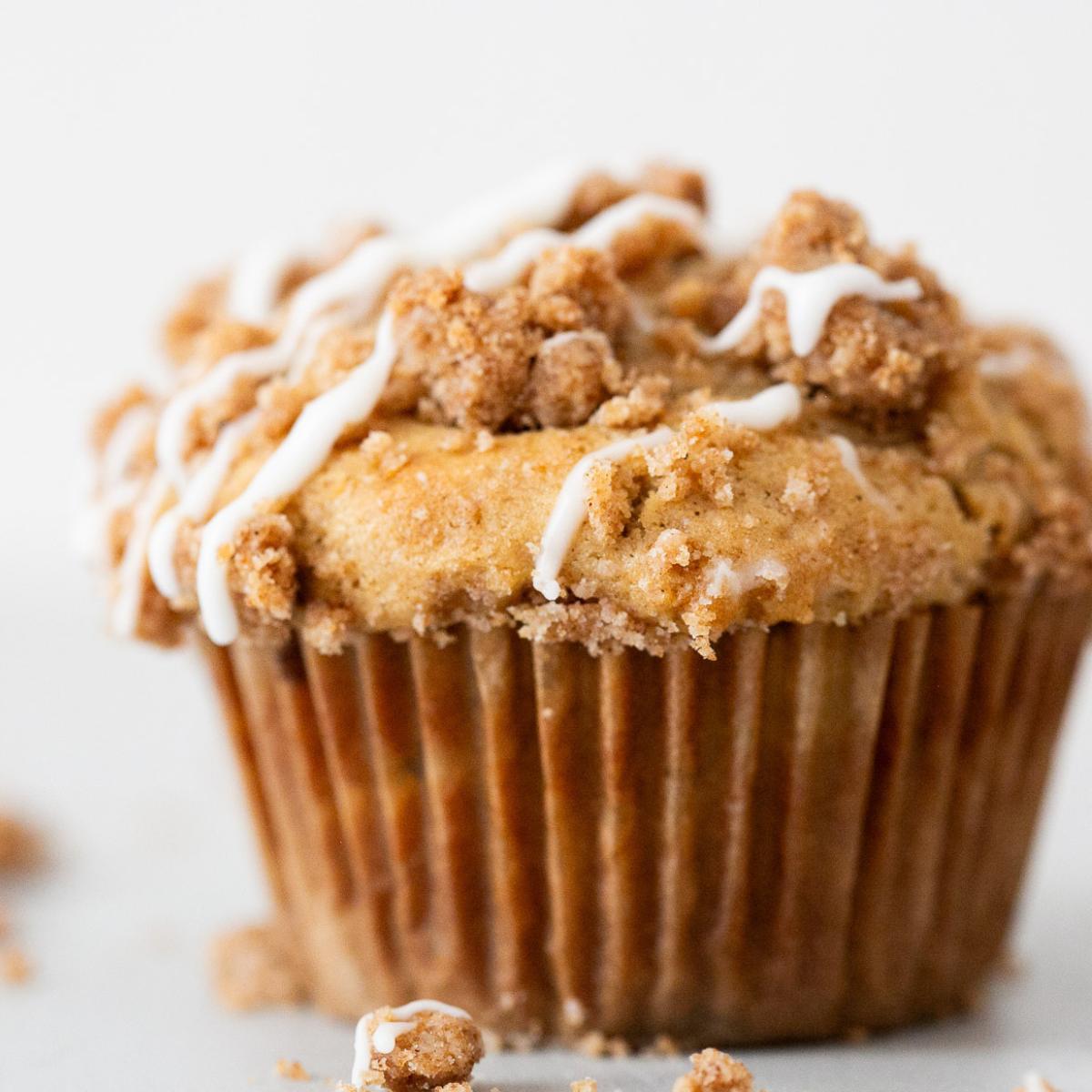 sourdough discard apple crumble muffins