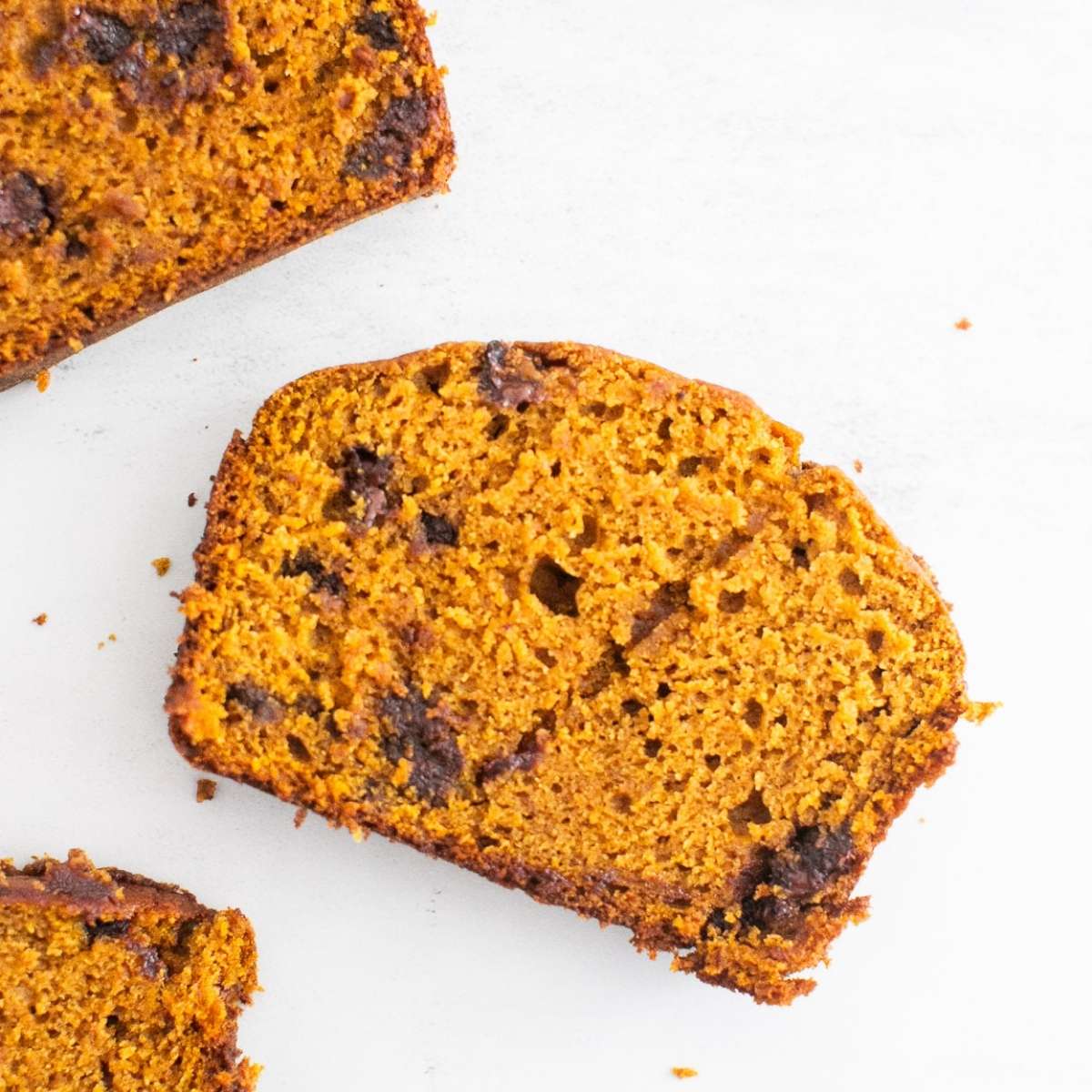 chocolate chip pumpkin bread that has been sliced