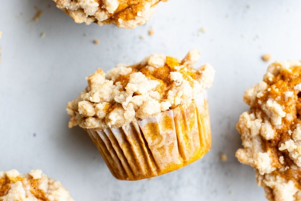 sourdough discard pumpkin streusel muffins