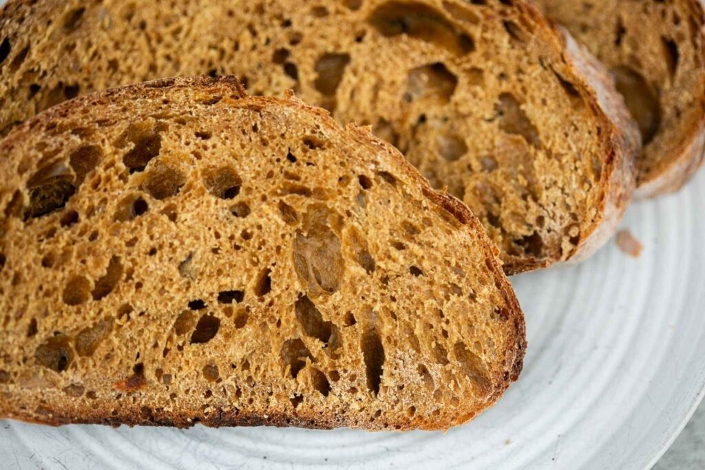 sourdough gingerbread loaf slices