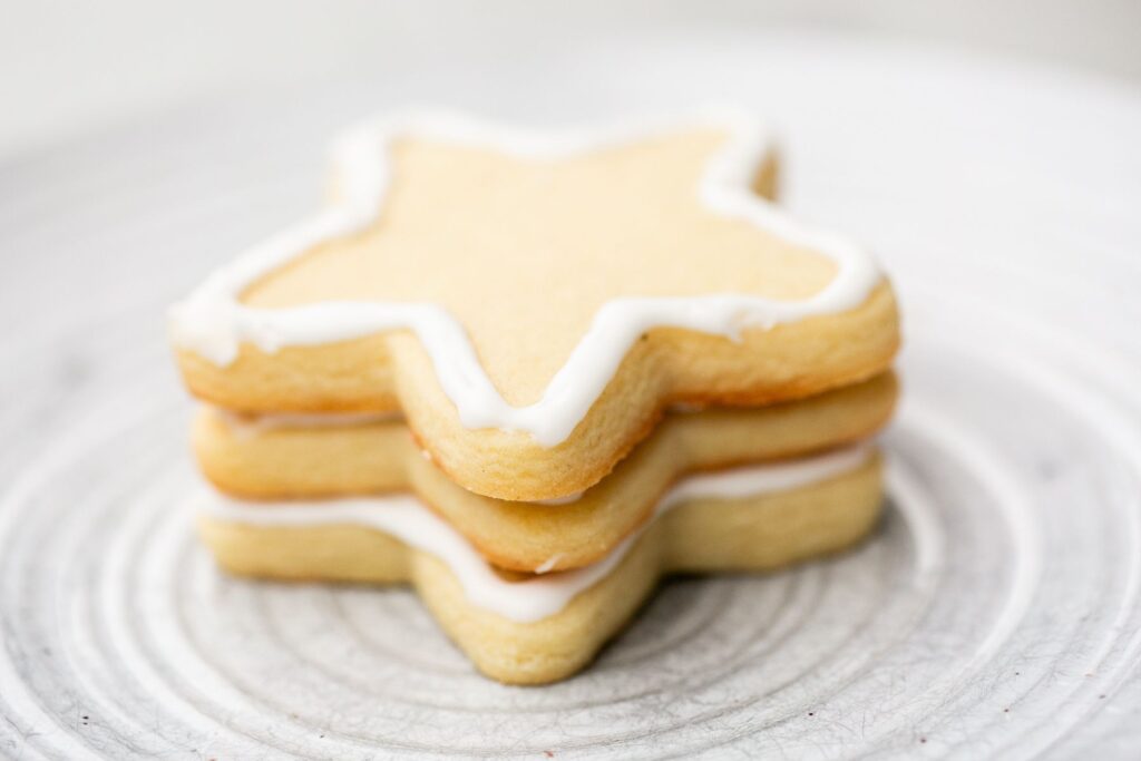 soft sourdough discard sugar cookies on a plate
